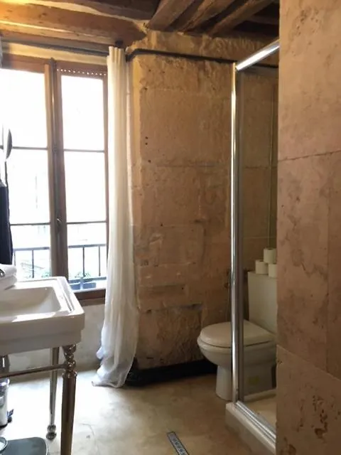 Apartman Beautiful In Historical Marais Párizs